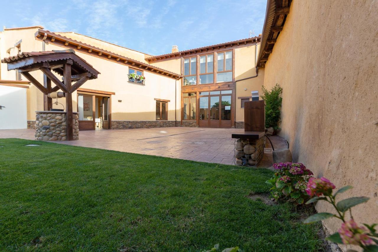 La Rosaleda Leon - Casa Rural - Hospital de Órbigo Esterno foto